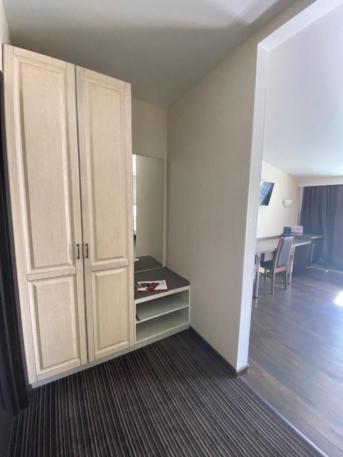 Afina Aparthotel โอเดสซา ภายนอก รูปภาพ